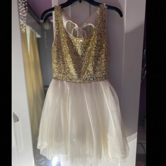 B.DARLIN Dress size: 7/8 - Picture 2 of 3